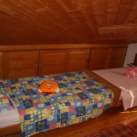 Pokrajac * 로비니스코 셀로